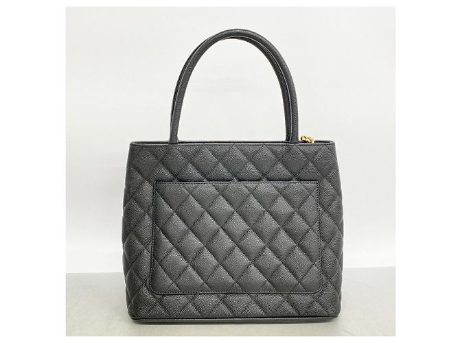 Saco Tote Chanel em couro de bezerro grão preto - vista 6