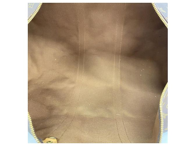 Louis Vuitton Boston Monogram Keepall Bandoulière 55 Castaño - vista 4