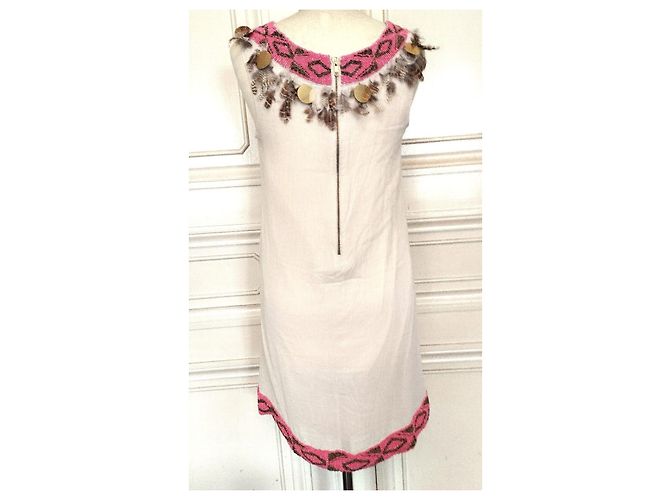 Manoush Vestido Chic Pocahontas de Gasa de Algodón con Plumas y Dijes Castaño Rosa Blanco Dorado - vista 16