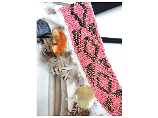 Manoush Vestido Chic Pocahontas de Gasa de Algodón con Plumas y Dijes Castaño Rosa Blanco Dorado - vista 7