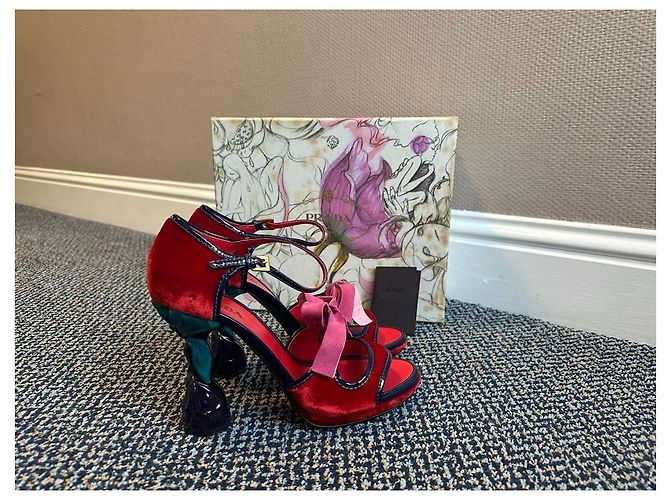 Bow Prada SS 2008 Fairy Collection Samt High Heels Rot Pink Lila - Ansicht 2