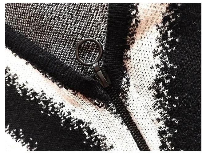 Agnès b. Trendy Graphique ärmelloses Strickkleid Schwarz Weiß - Ansicht 5