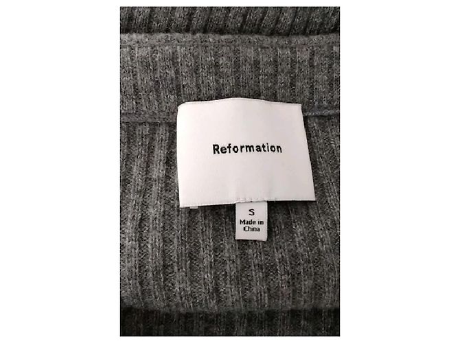 Top de cachemira gris Reformation - vista 7