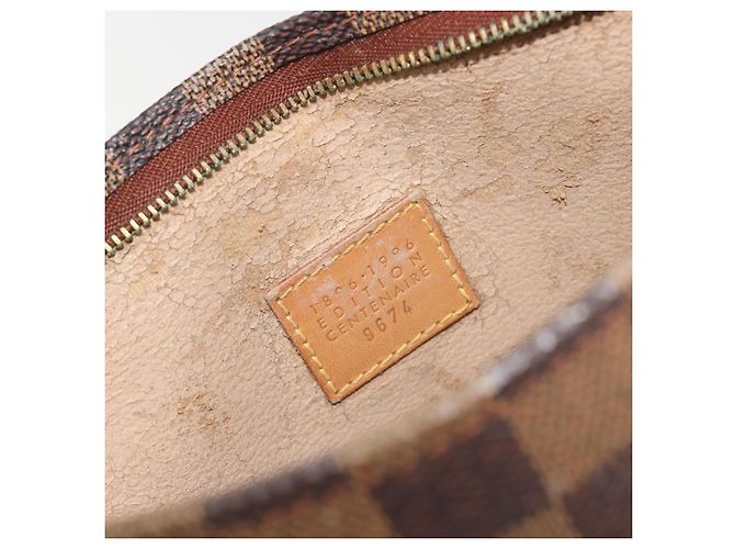 LOUIS VUITTON Damier Ebene Poche Toilette 26 Pouch N47543 LV - vista 10