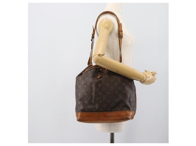 LOUIS VUITTON Monogram Noe Shoulder Bag M42224 LV - vista 19