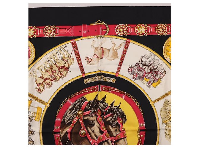 Hermès Pañuelo HERMES Carre 90
CHEVAUX DE TRAIT
Seda Negro - vista 3