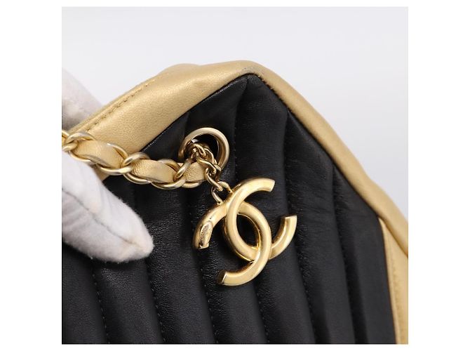 CHANEL V Stitch Chain Shoulder Bag Lamb Skin Beige Gold CC - view 10