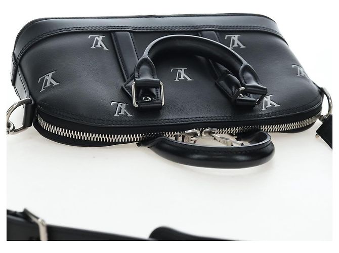 LOUIS VUITTON Alma EW Hand Bag Calf leather Black M24529 LV - vista 6