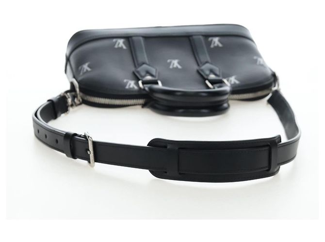 LOUIS VUITTON Alma EW Hand Bag Calf leather Black M24529 LV - vista 8