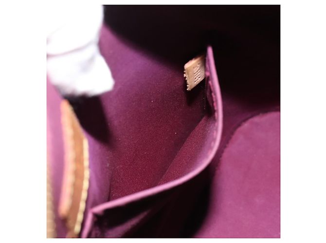 LOUIS VUITTON Monogram Vernis Alma PM Hand Bag Rouge Favist M91691 - vista 21