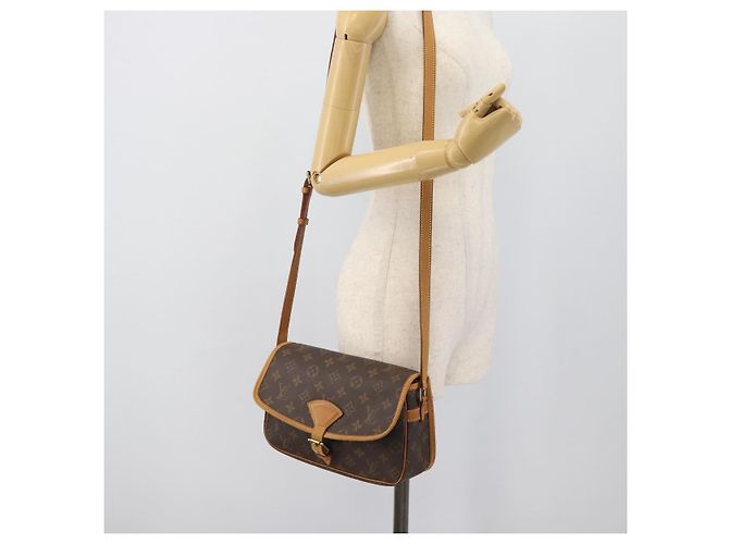 LOUIS VUITTON Monogram Sologne Shoulder Bag M42250 LV - vista 25