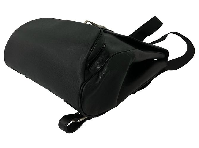 Louis Vuitton Cassia Taiga Leather Backpack Black - view 7