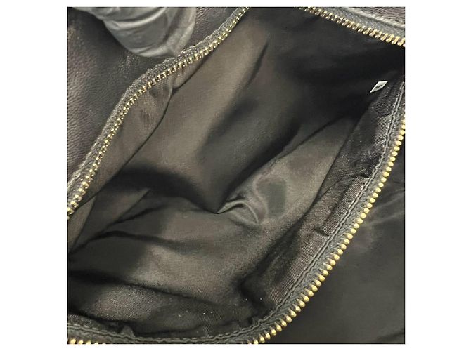 Prada Triangle Logo Handtasche Schwarz - Ansicht 10