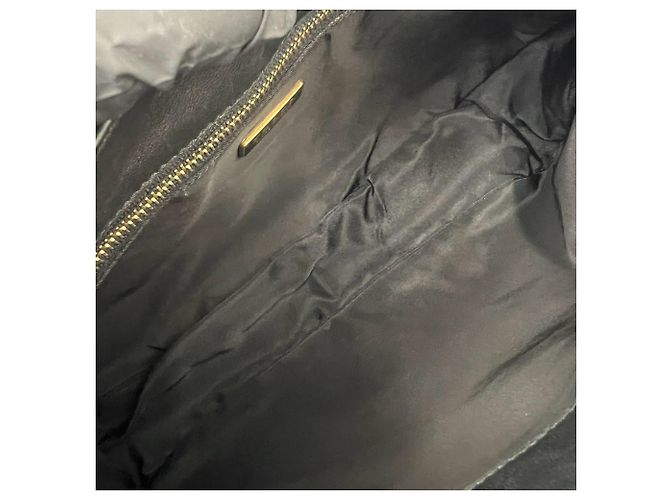 Prada Triangle Logo Handtasche Schwarz - Ansicht 9