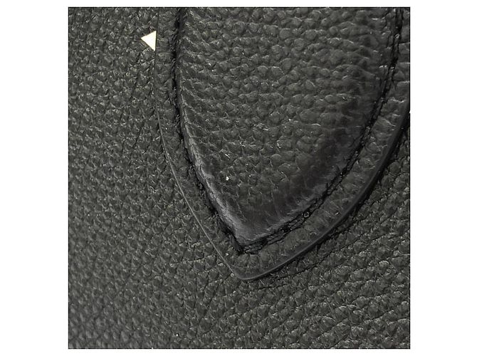 Borsa Louis Vuitton Bicolor Monogram Empreinte OnTheGo PM Nero Beige - vista 3