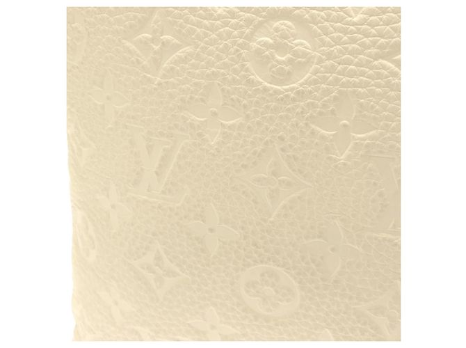 Bolso Louis Vuitton Taurillon Monogram Pochette A4 Blanco - vista 6