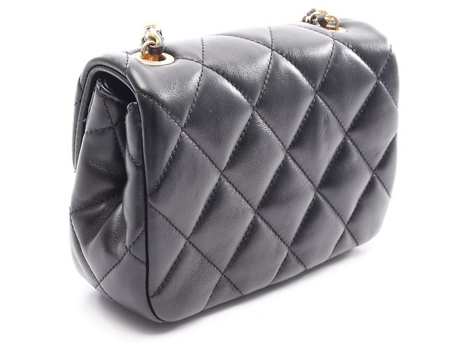 Borsa a tracolla Chanel Matelassé Small Flap Nero - vista 2