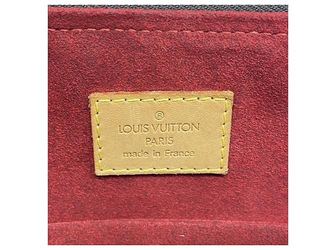 Borsa Tote Louis Vuitton Monogram Coussin GM Marrone - vista 5
