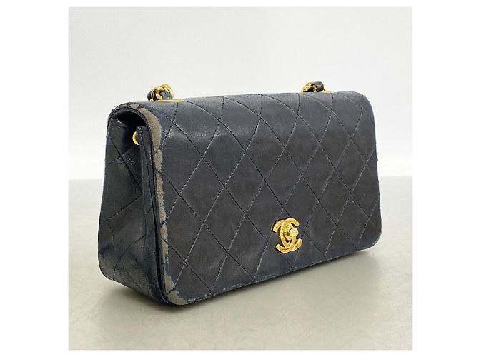 Borsa a tracolla con catena Chanel Matelassé Nero - vista 2