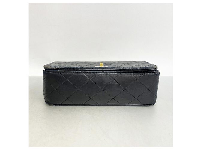 Borsa a tracolla con catena Chanel Matelassé Nero - vista 3