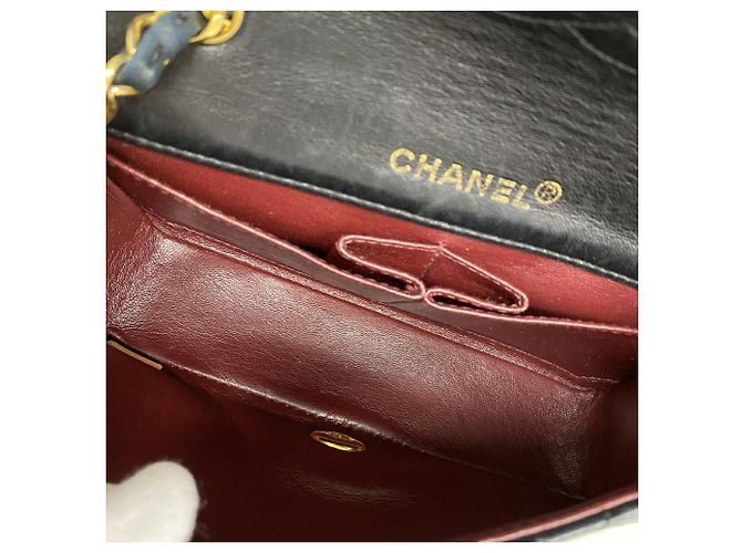 Borsa a tracolla con catena Chanel Matelassé Nero - vista 4