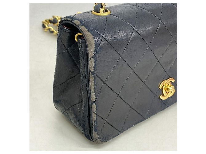 Borsa a tracolla con catena Chanel Matelassé Nero - vista 6