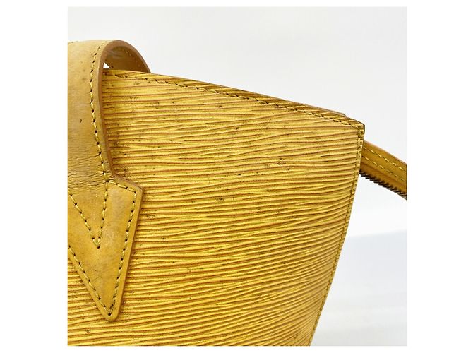 Borsa a tracolla Louis Vuitton Epi Saint Jacques Giallo - vista 12