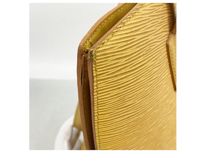 Borsa a tracolla Louis Vuitton Epi Saint Jacques Giallo - vista 8