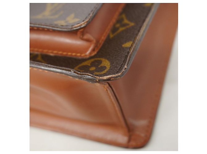 Bolsa Louis Vuitton Monogram Monceau 28 Marrom - vista 8