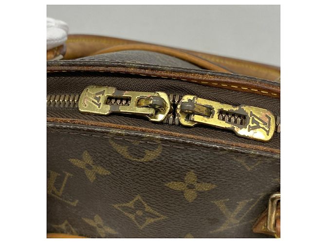 Bolsa Louis Vuitton Monogram Ellipse PM Marrom - vista 10