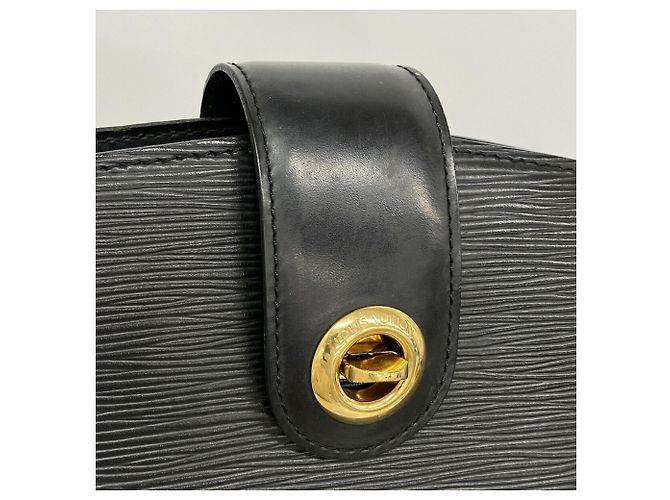 Borsa a tracolla Louis Vuitton Epi Cluny Nero - vista 9