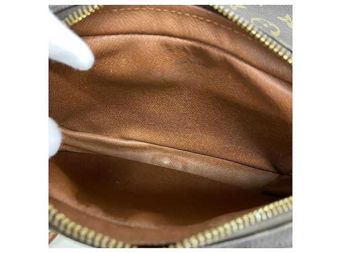 Borsa a tracolla Louis Vuitton Monogram Saint Germain 24 Marrone - vista 4