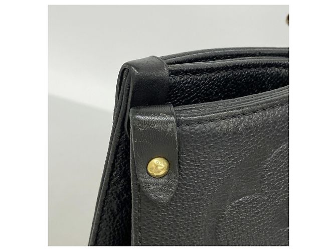 Borsa Tote Louis Vuitton Monogram Empreinte OnTheGo GM Nero - vista 10