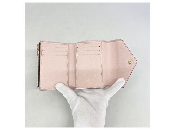 Cartera Tri-fold Louis Vuitton - Monogram Portefeuille Victorine Rosa - vista 3