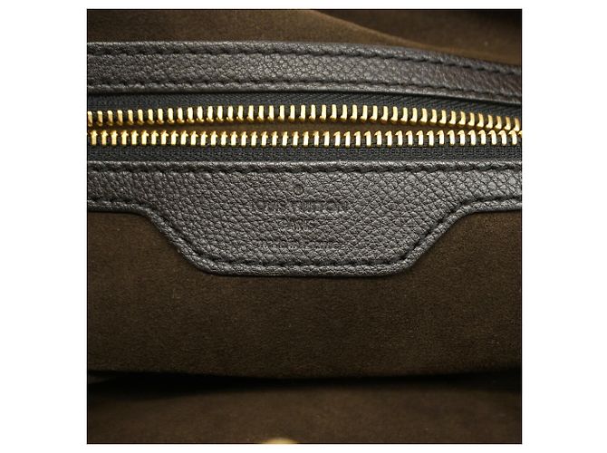 Bolso Tote Louis Vuitton Mahina Chocolate - vista 5