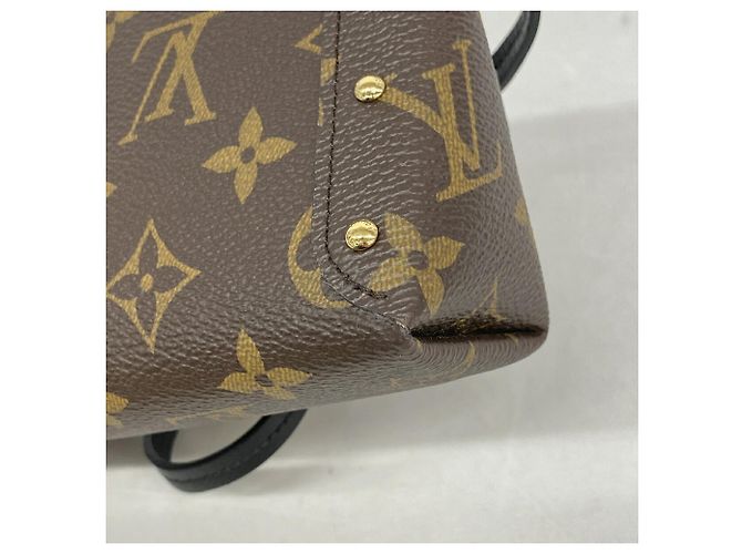 Louis Vuitton Monogram Portefeuille Tobrone Shoulder Bag Castaño - vista 6