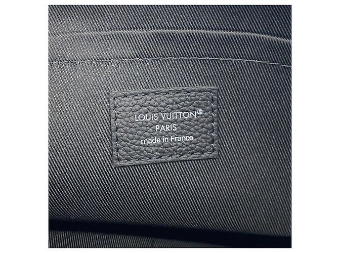 Louis Vuitton Damouflage Pochette Voyage Souple Clutch Bag Nero - vista 5