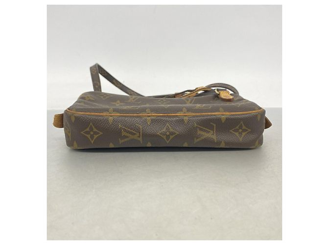 Louis Vuitton Monogram Pochette Marly Bandoulière Shoulder Bag Marrone - vista 3