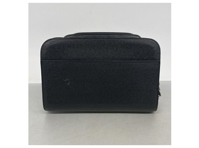 Borsa a pochette Louis Vuitton Taiga Baikal M30182 Grigio - vista 11