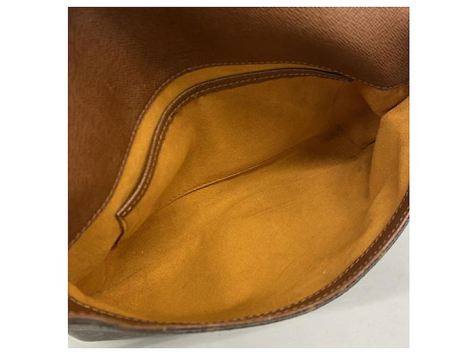 Borsa a tracolla Louis Vuitton Monogram Musette Tango Marrone - vista 4