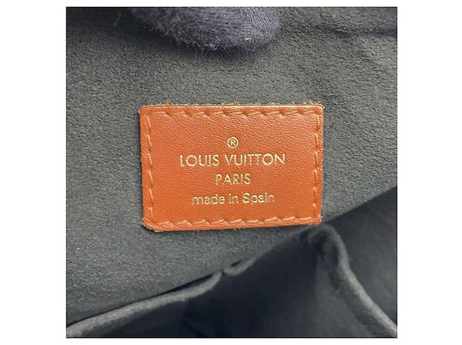 Louis Vuitton Monogram V Tote MM Preto - vista 17