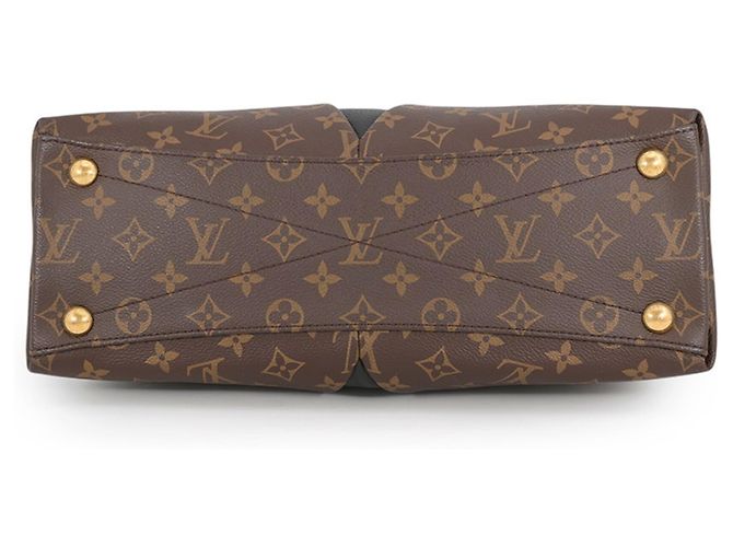 Louis Vuitton Monogram V Tote MM Preto - vista 3