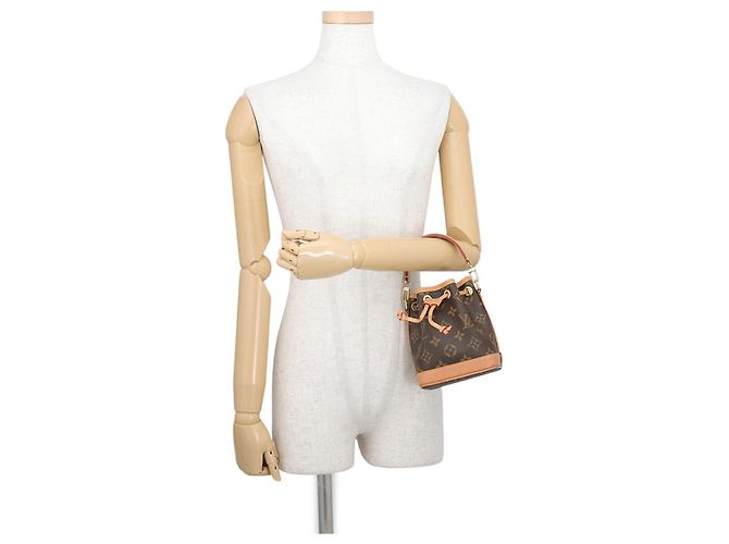 Louis Vuitton Monogram Nano Noe Handtasche Braun - Ansicht 4