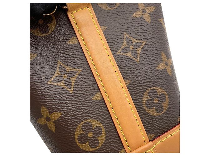 Louis Vuitton Monogram Nano Noe Handtasche Braun - Ansicht 8