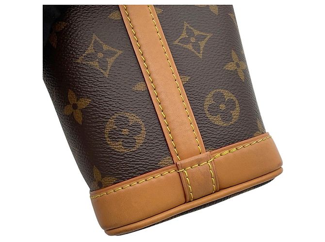 Louis Vuitton Monogram Nano Noe Handtasche Braun - Ansicht 9