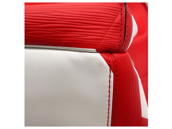 Mochila Louis Vuitton Epi Apollo Roja - vista 6