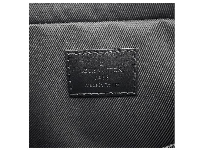 Sac à épaule Louis Vuitton Monogram Shadow Duo Noir - vue 15
