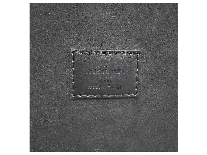 Louis Vuitton Monogram Reverse Cannes Handtasche Schwarz - Ansicht 17