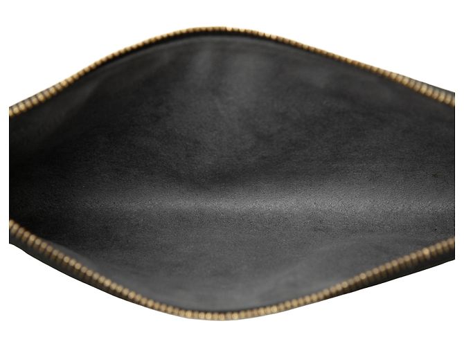 Louis Vuitton Black Epi Pochette Accessoires Preto - vista 4
