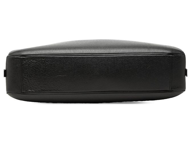 Louis Vuitton Black Taiga Neo Igor Briefcase Nero - vista 3